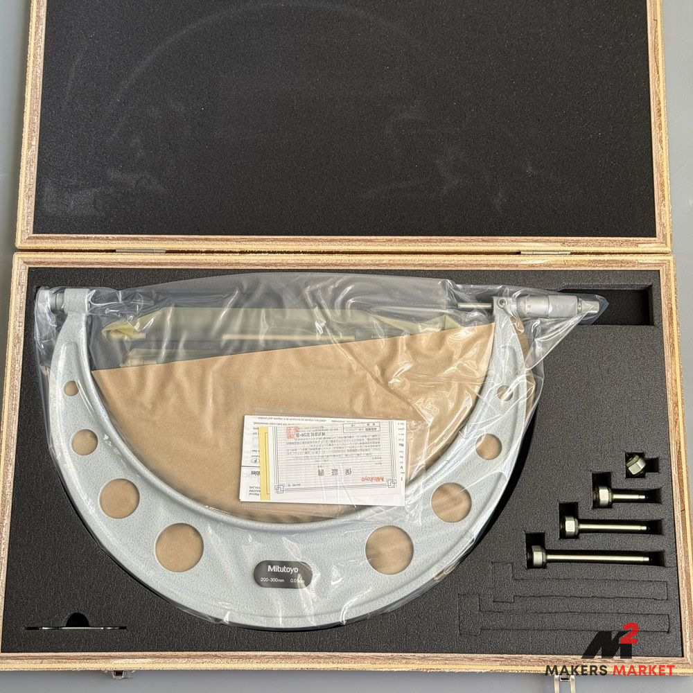 Mitutoyo 200-300mm Micrometer 104-141A